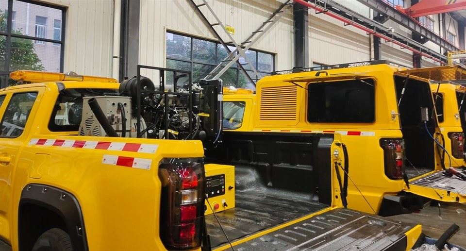 Light Duty Rescue Pump Trucks3(001)
